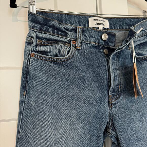 Reformation Cynthia Mid Rise Straight Rigid Chesapeake Wash Jeans 25 NEW Denim - Picture 4 of 8